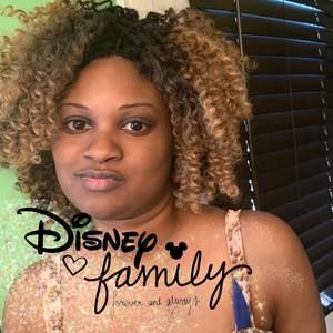 Meet your Posher, Alexandra